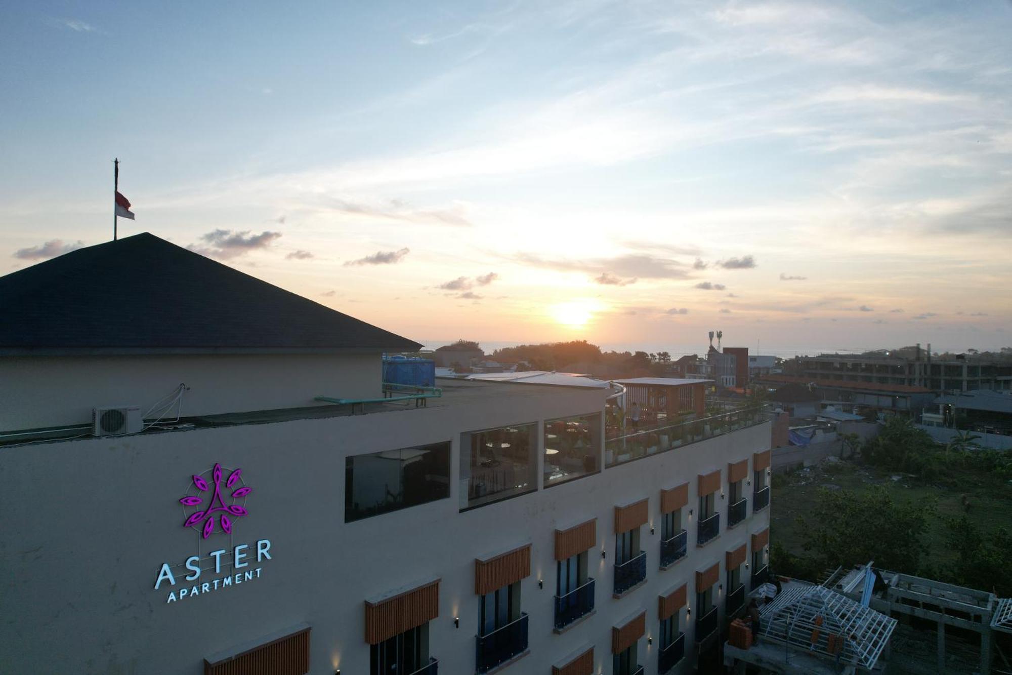 Aster Apartment Bali Canggu Esterno foto